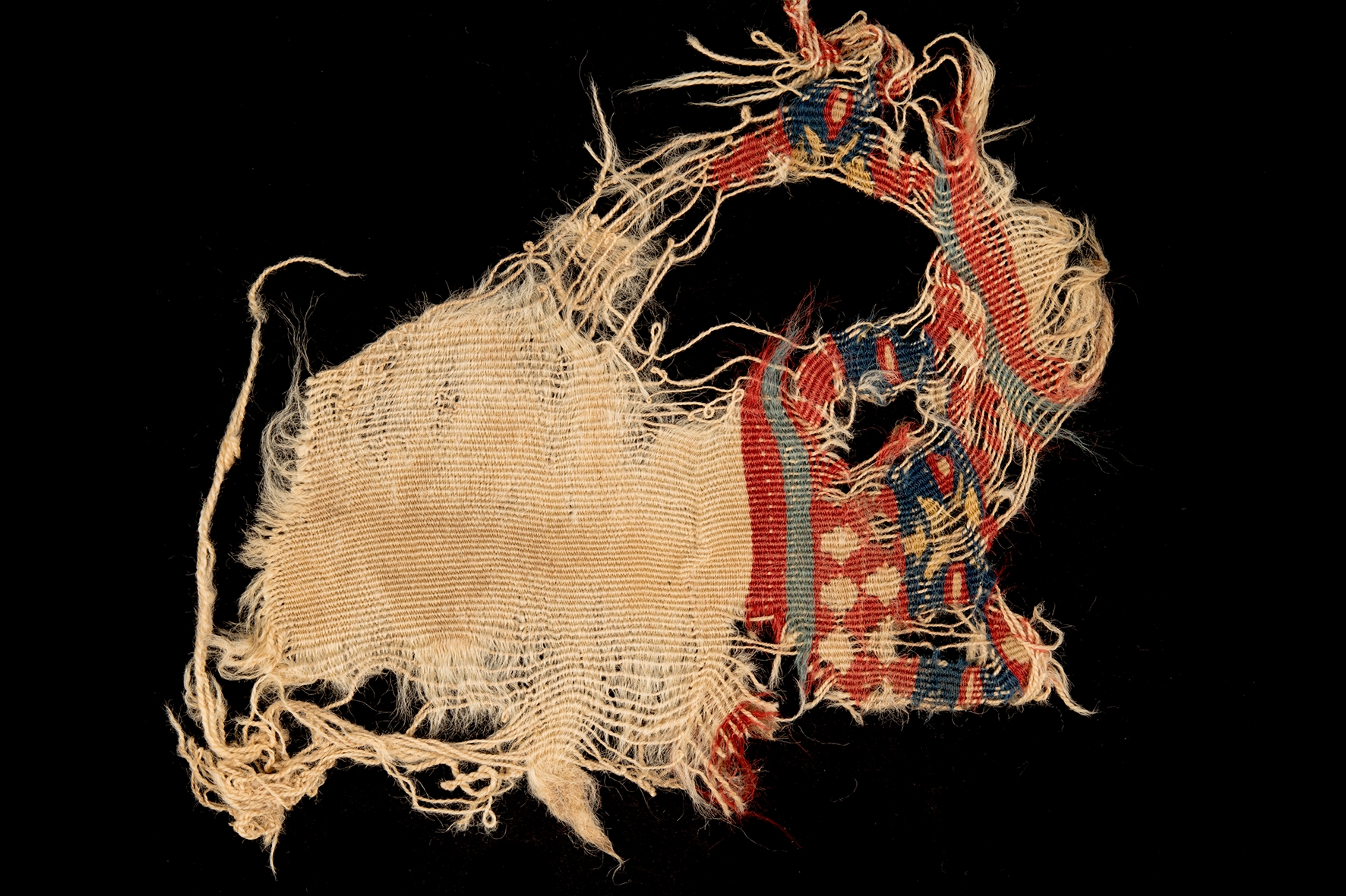 sasanidischer Textilrest 1500 Jahre alt gefunden im Salzberg Douzlakh C Deutsches Bergbau Museum Bochum